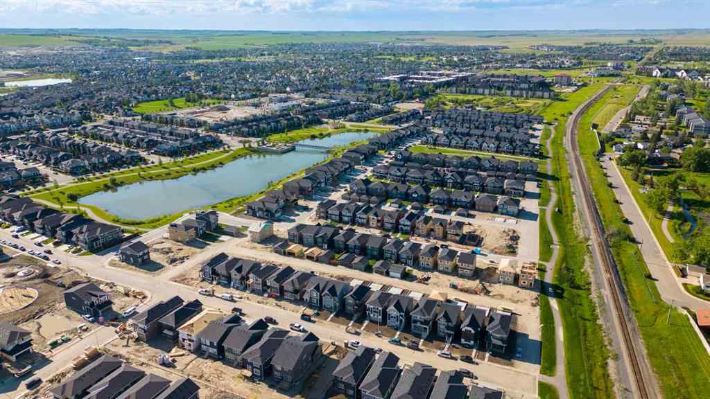 MLS® A2245345 - 840 Midtown Drive  in Midtown Airdrie, Residential