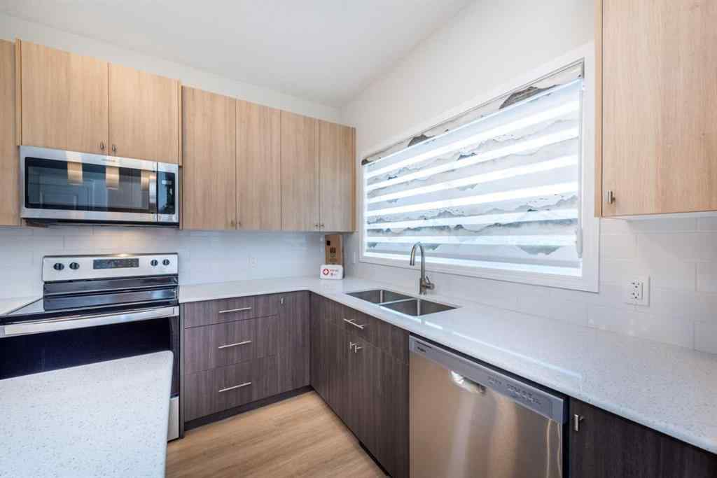 MLS® A2245345 - 840 Midtown Drive  in Midtown Airdrie, Residential