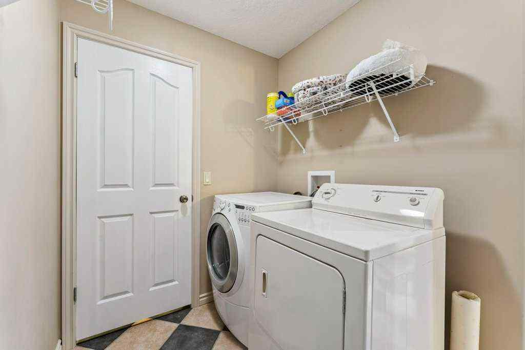 MLS® A2245351 - 42 Wyndham Park Way  in NONE Carseland, Residential