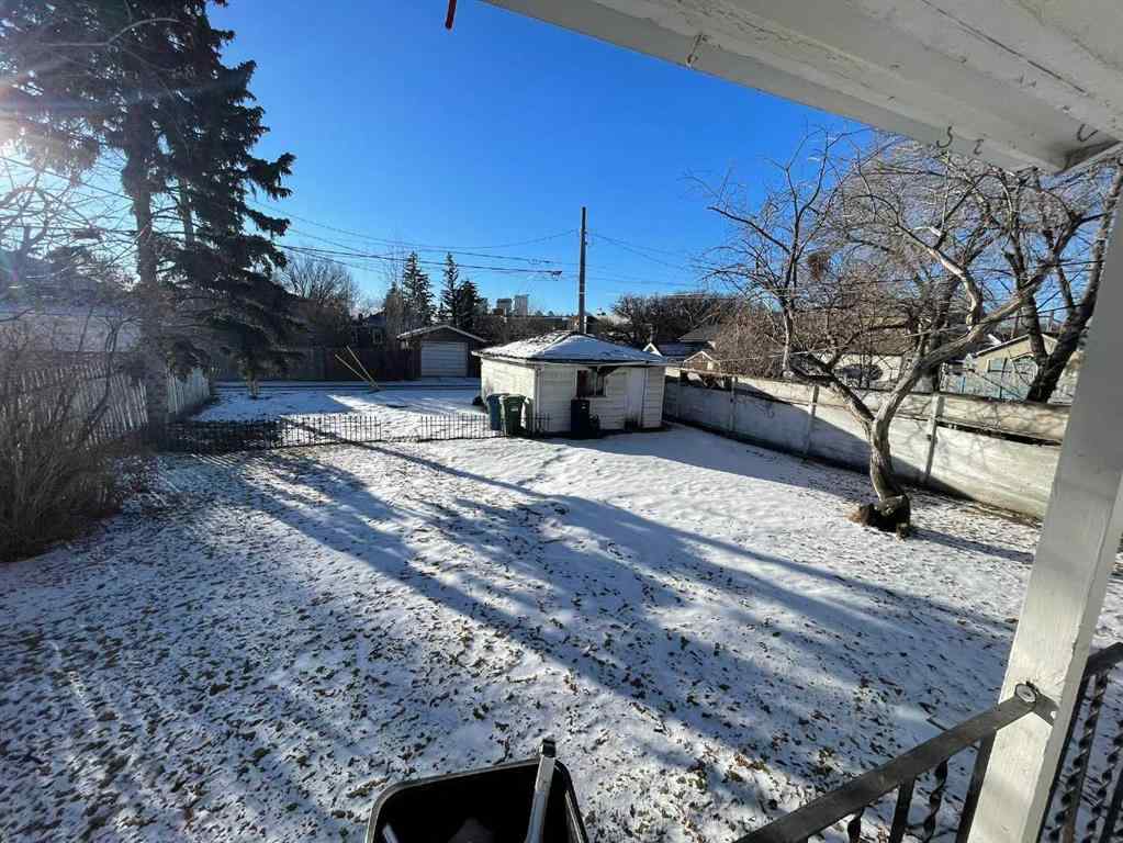 MLS® A2245352 - 405 15 Avenue NE in Renfrew Calgary, Residential