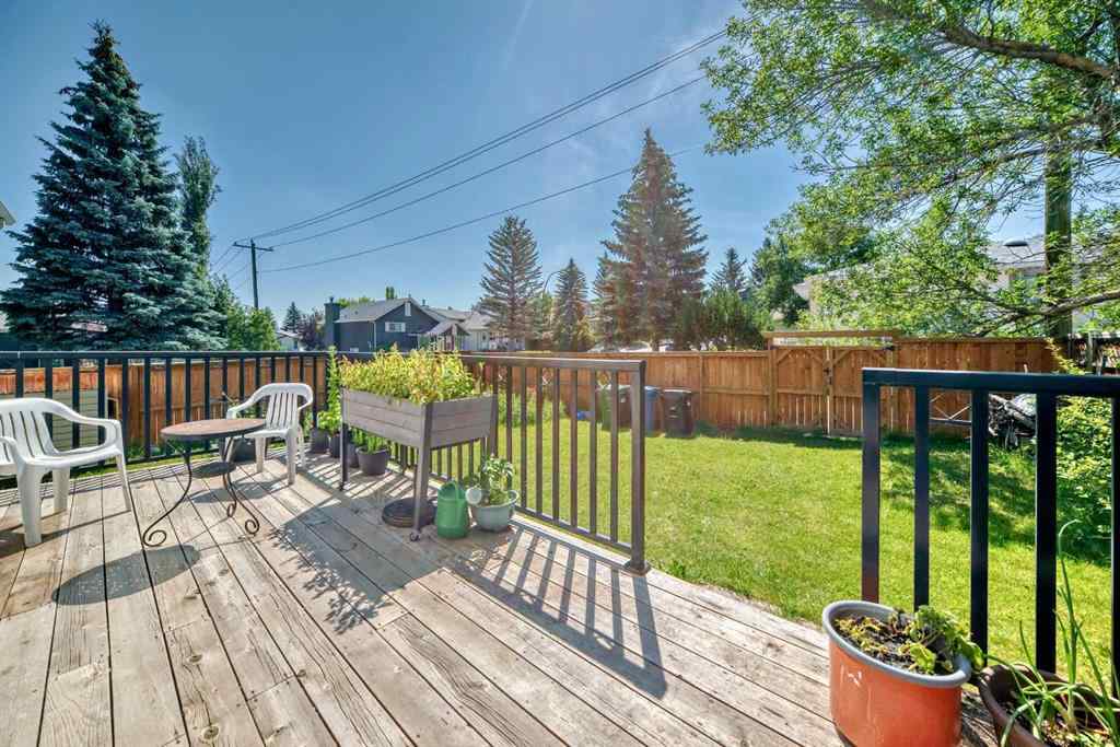 MLS® A2245353 - 165 Shawinigan Drive SW in Shawnessy Calgary, Residential
