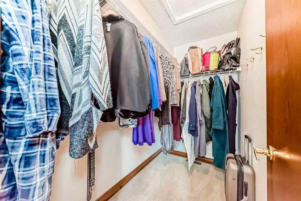 MLS® A2245353 - 165 Shawinigan Drive SW in Shawnessy Calgary, Residential