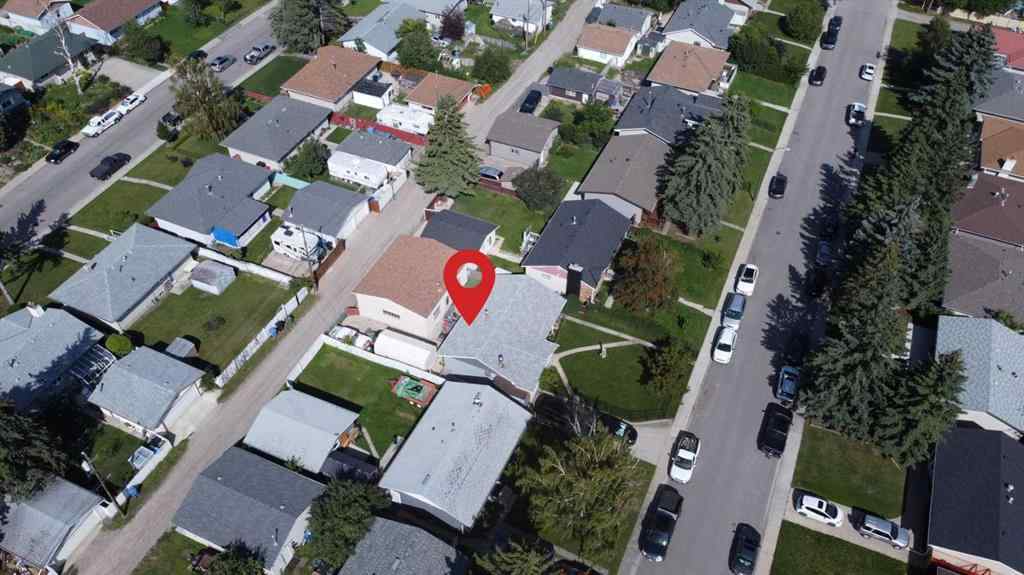 MLS® A2245360 - 4518 Forman Crescent SE in Forest Heights Calgary, Residential