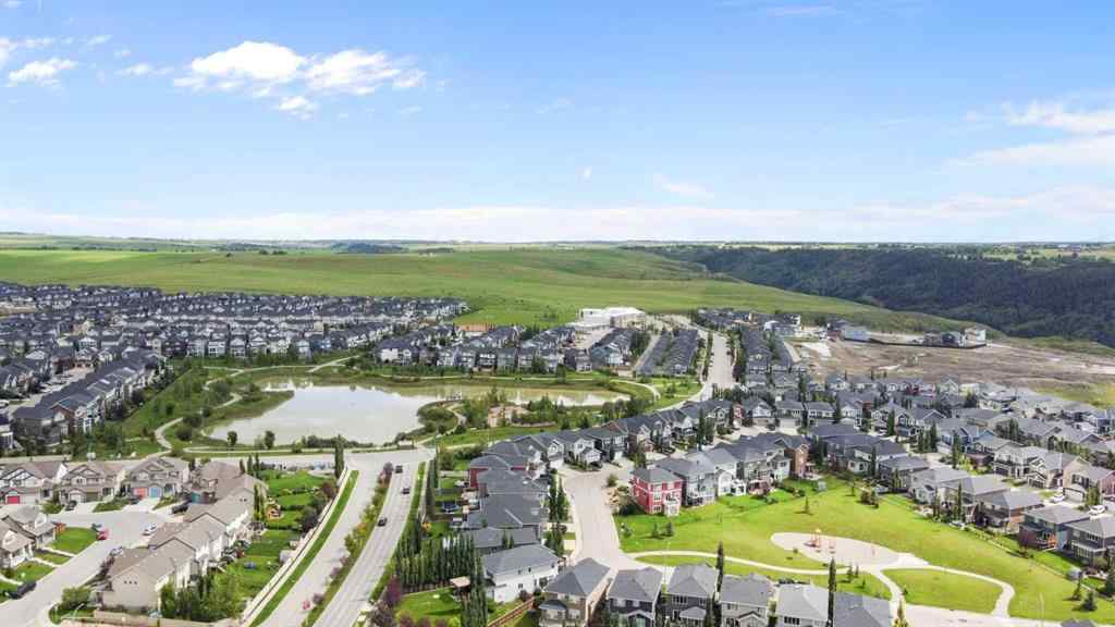 MLS® A2245363 - 333 Sunset Common  in Sunset Ridge Cochrane, Residential