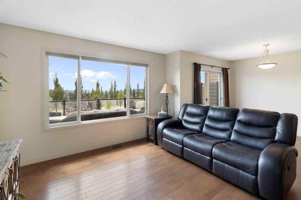 MLS® A2245363 - 333 Sunset Common  in Sunset Ridge Cochrane, Residential