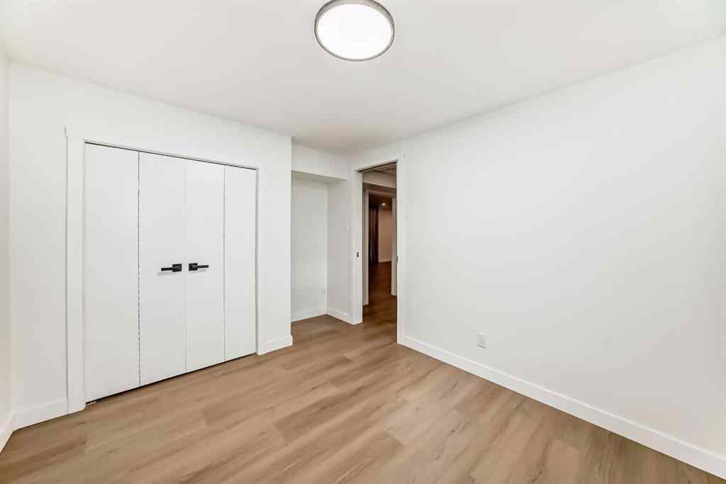 MLS® A2245367 - 4020 Varsity Drive NW in Varsity Calgary, Residential