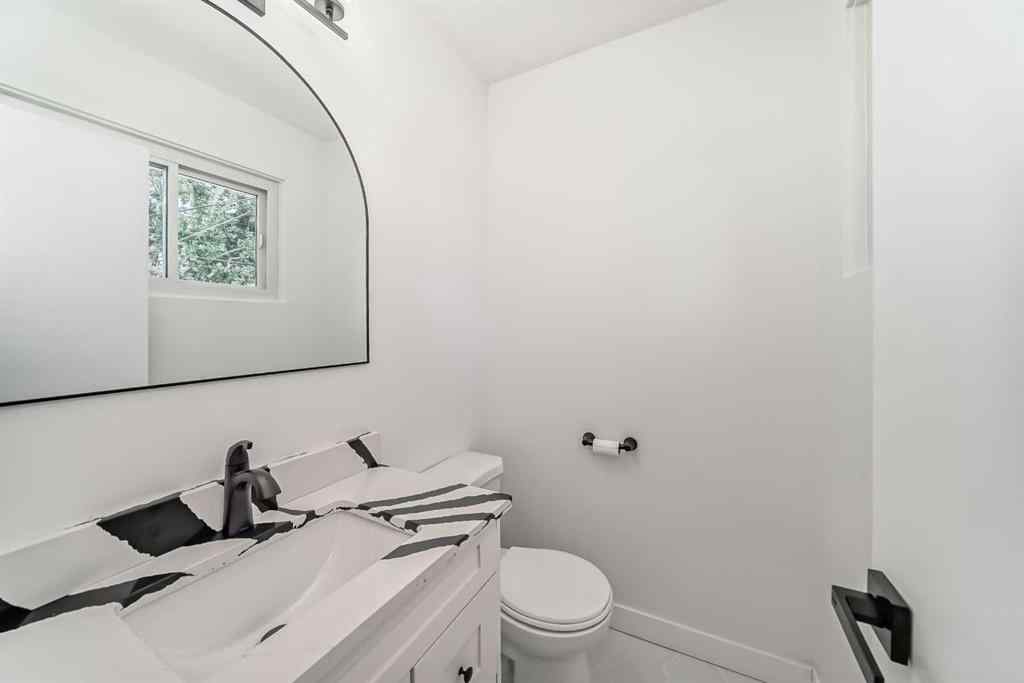 MLS® A2245367 - 4020 Varsity Drive NW in Varsity Calgary, Residential