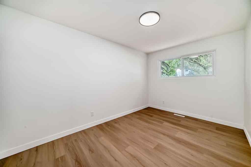 MLS® A2245367 - 4020 Varsity Drive NW in Varsity Calgary, Residential