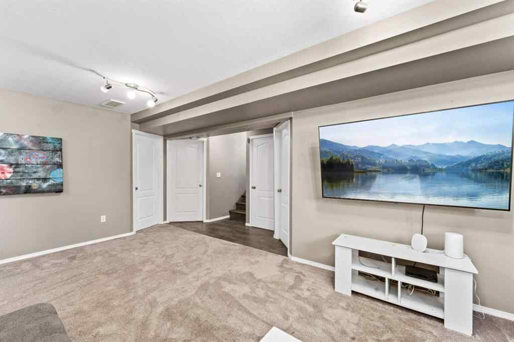 MLS® A2245370 - 101 Laurel Close  in Laurel Blackfalds, Residential