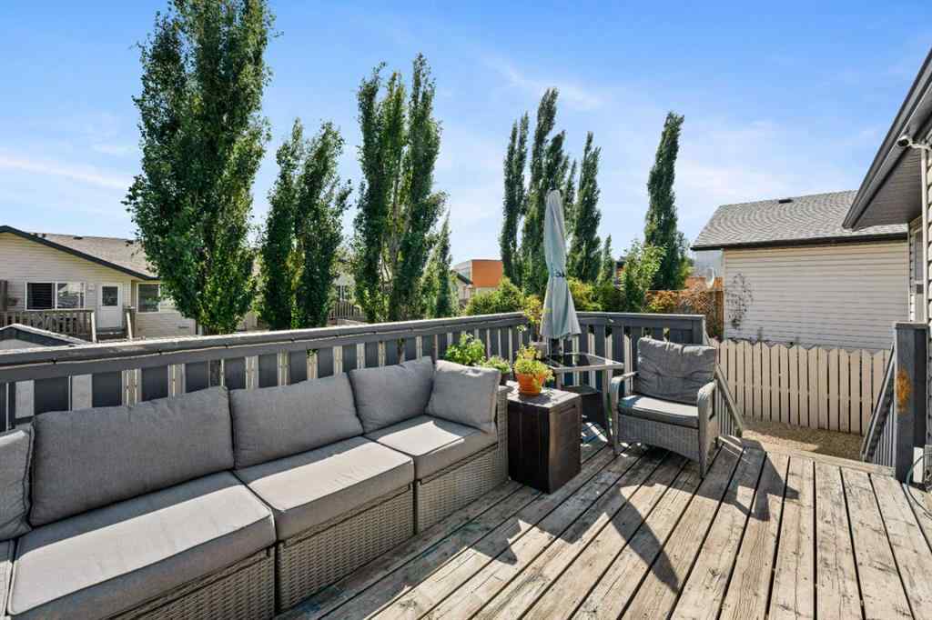 MLS® A2245370 - 101 Laurel Close  in Laurel Blackfalds, Residential