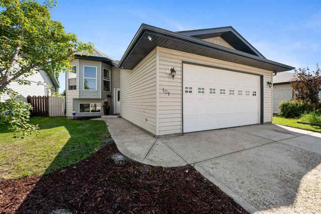 MLS® A2245370 - 101 Laurel Close  in Laurel Blackfalds, Residential