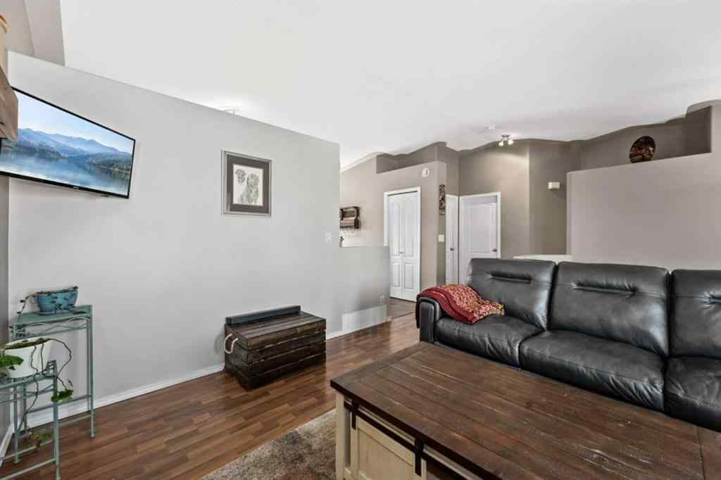 MLS® A2245370 - 101 Laurel Close  in Laurel Blackfalds, Residential