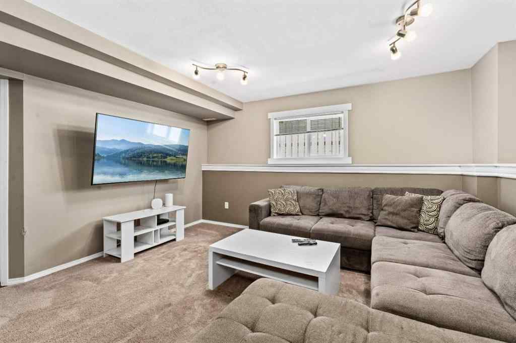 MLS® A2245370 - 101 Laurel Close  in Laurel Blackfalds, Residential