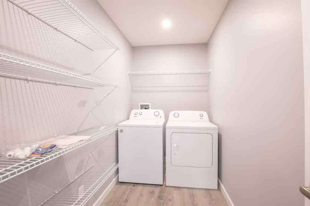 MLS® A2245380 - 109 Aztec Crescent  in Aurora Blackfalds, Residential