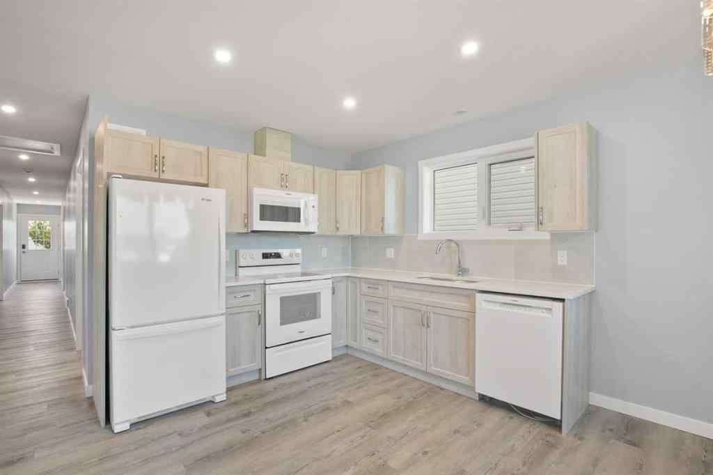 MLS® A2245380 - 109 Aztec Crescent  in Aurora Blackfalds, Residential