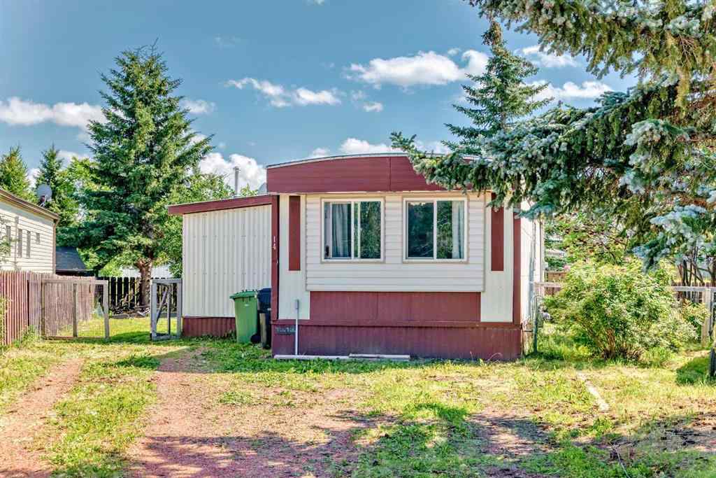 MLS® A2245381 - 14 Birch Close  in NONE Olds, Residential