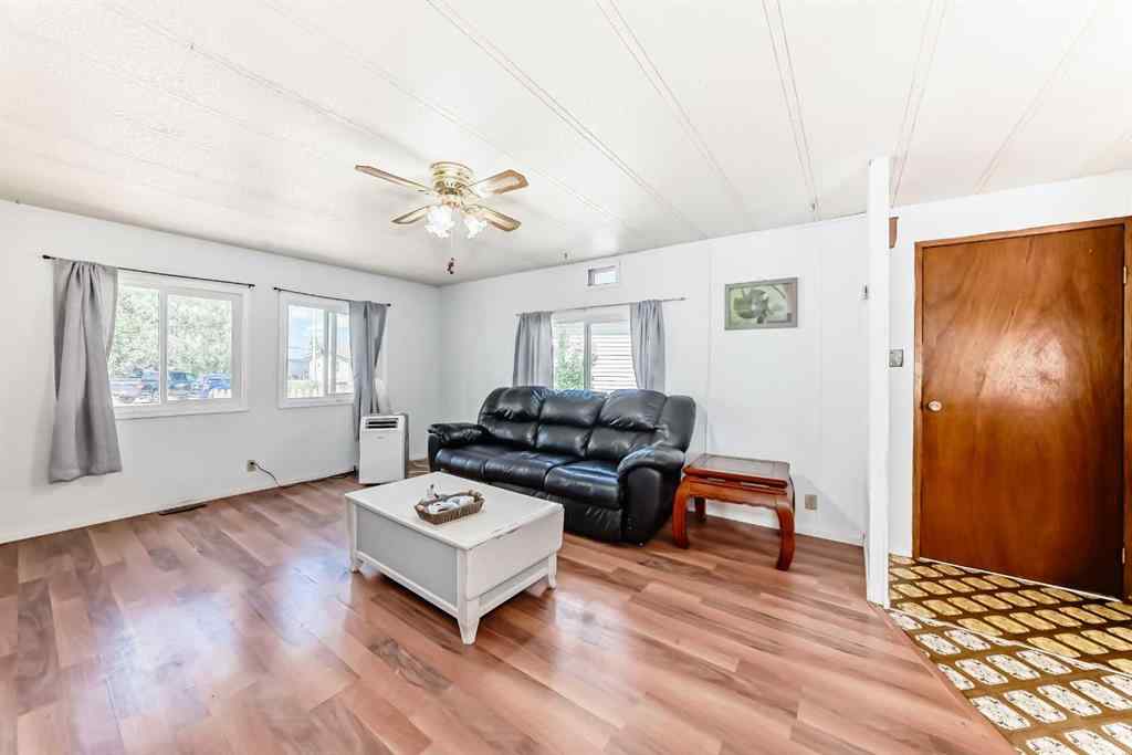 MLS® A2245381 - 14 Birch Close  in NONE Olds, Residential