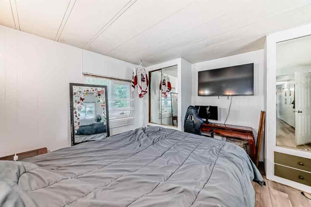 MLS® A2245381 - 14 Birch Close  in NONE Olds, Residential