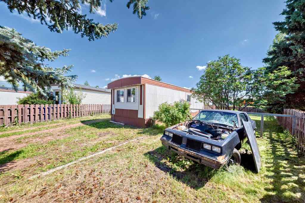 MLS® A2245381 - 14 Birch Close  in NONE Olds, Residential