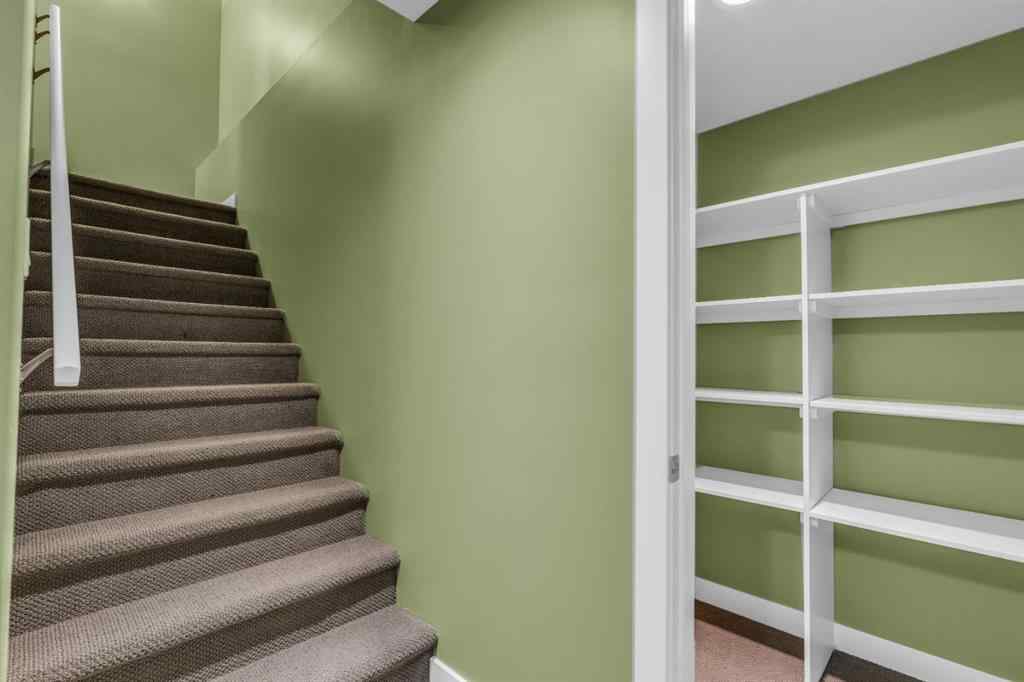 MLS® A2245382 - 16 Cougartown Close SW in Cougar Ridge Calgary, Residential