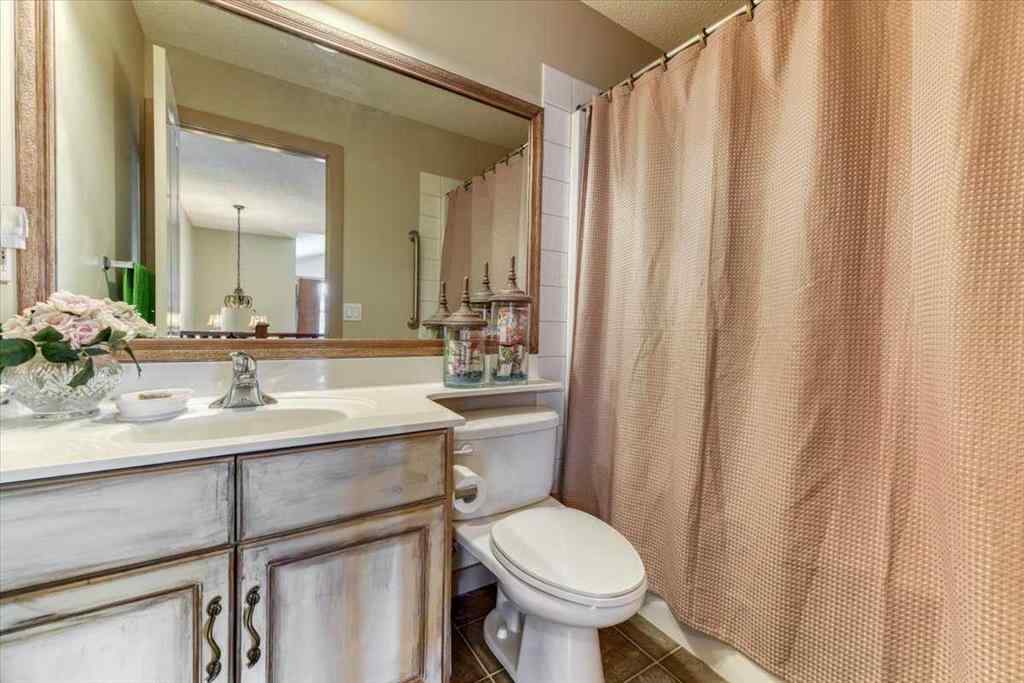MLS® A2245397 - 63 Discovery Ridge Circle SW in Discovery Ridge Calgary, Residential