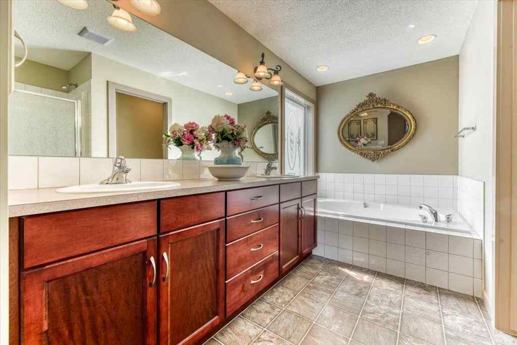 MLS® A2245397 - 63 Discovery Ridge Circle SW in Discovery Ridge Calgary, Residential