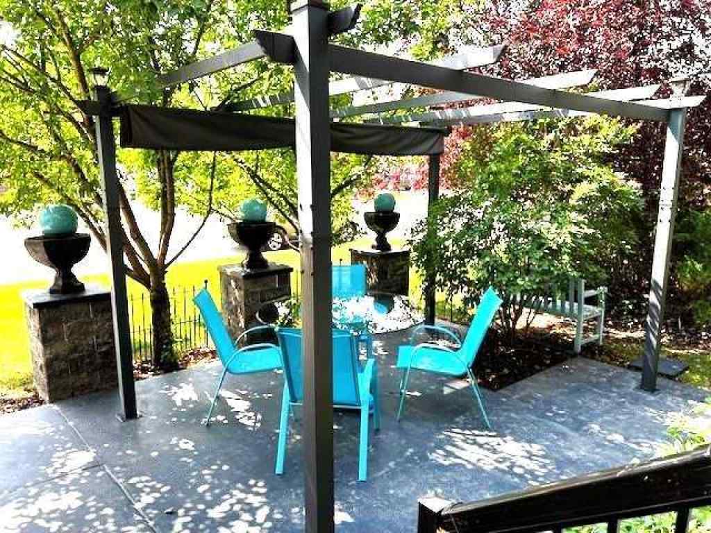 MLS® A2245397 - 63 Discovery Ridge Circle SW in Discovery Ridge Calgary, Residential