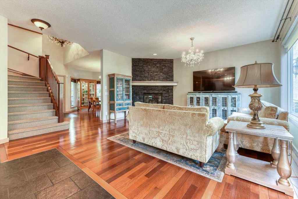 MLS® A2245397 - 63 Discovery Ridge Circle SW in Discovery Ridge Calgary, Residential