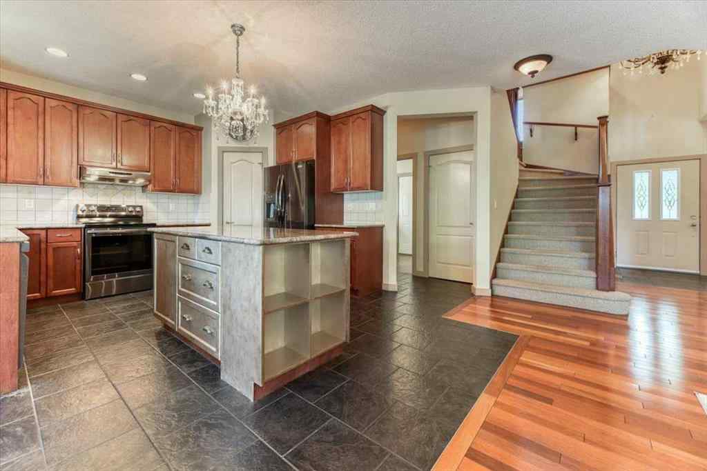 MLS® A2245397 - 63 Discovery Ridge Circle SW in Discovery Ridge Calgary, Residential