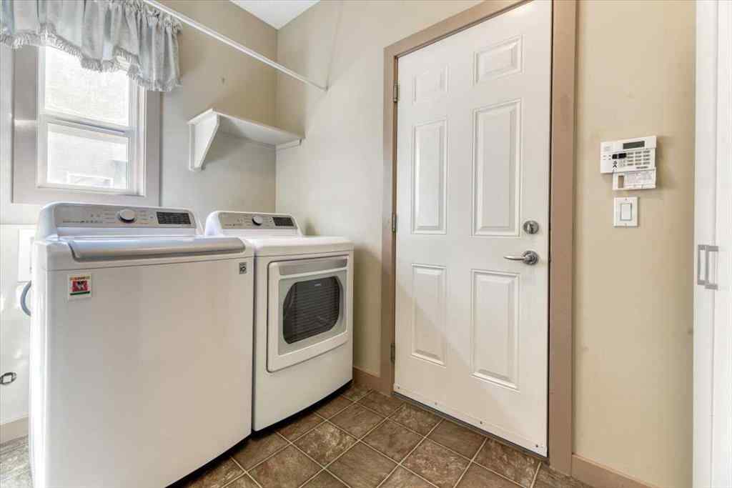 MLS® A2245397 - 63 Discovery Ridge Circle SW in Discovery Ridge Calgary, Residential