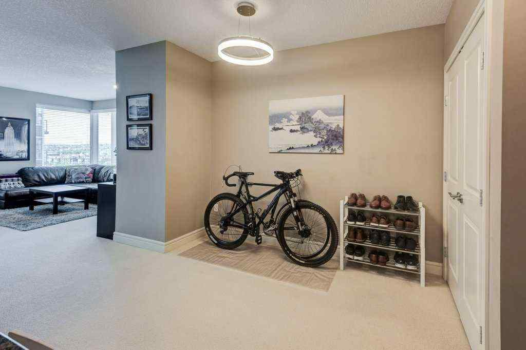 MLS® A2245405 - Unit #1102 910 5 Avenue SW in Downtown Commercial Core Calgary, Residential