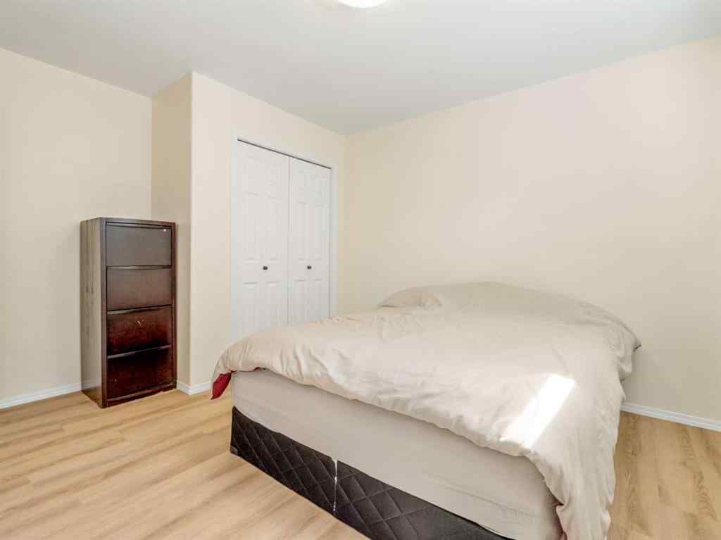 MLS® A2245409 - 656 Florence Ho Leong Crescent N in Legacy Ridge / Hardieville Lethbridge, Residential