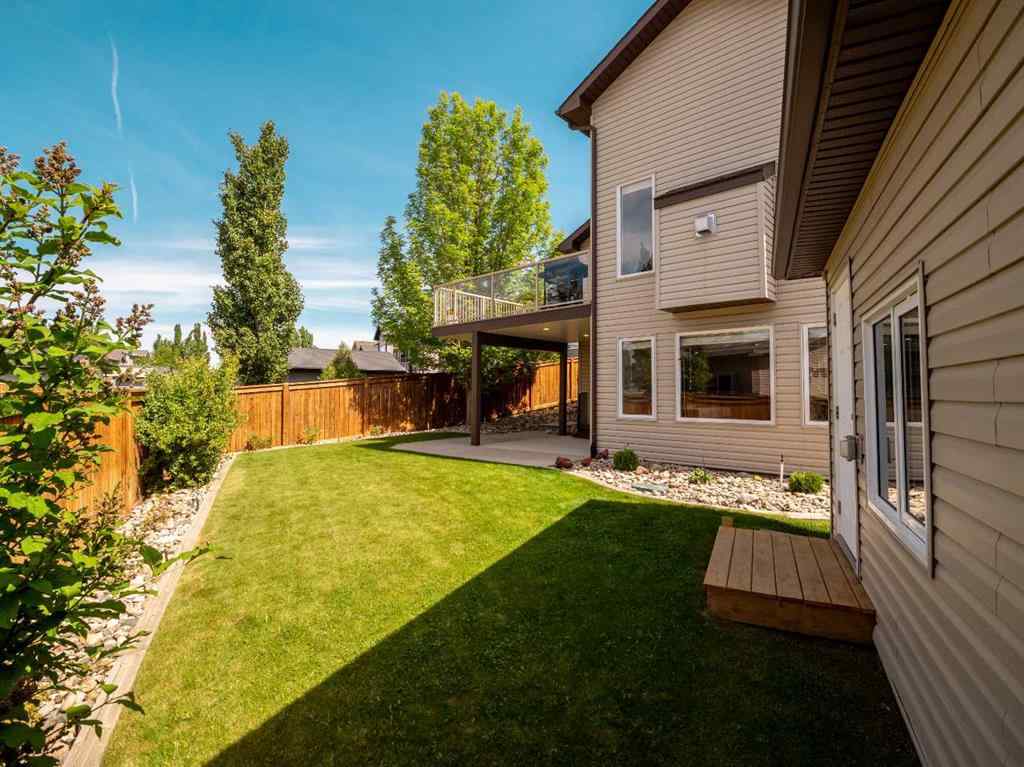 MLS® A2245409 - 656 Florence Ho Leong Crescent N in Legacy Ridge / Hardieville Lethbridge, Residential