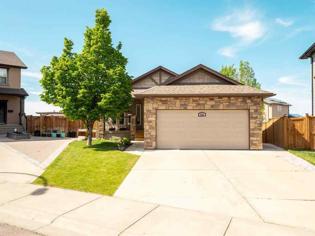 MLS® A2245409 - 656 Florence Ho Leong Crescent N in Legacy Ridge / Hardieville Lethbridge, Residential