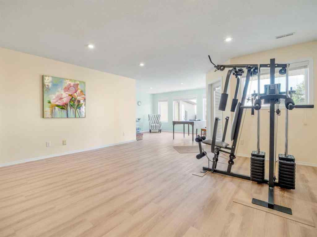 MLS® A2245409 - 656 Florence Ho Leong Crescent N in Legacy Ridge / Hardieville Lethbridge, Residential