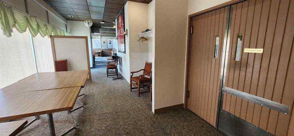 MLS® A2245413 - 425 13 Street N in Westminster Lethbridge, Commercial