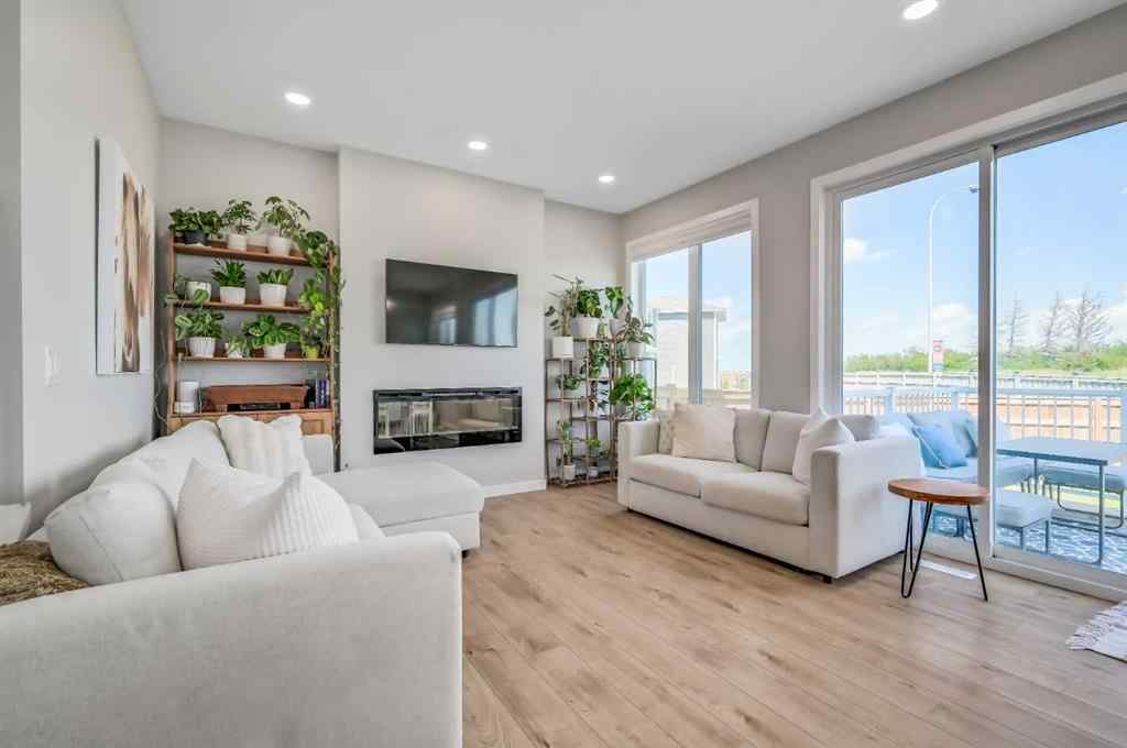 MLS® A2245420 - 20 Magnolia Bay SE in Mahogany Calgary, Residential