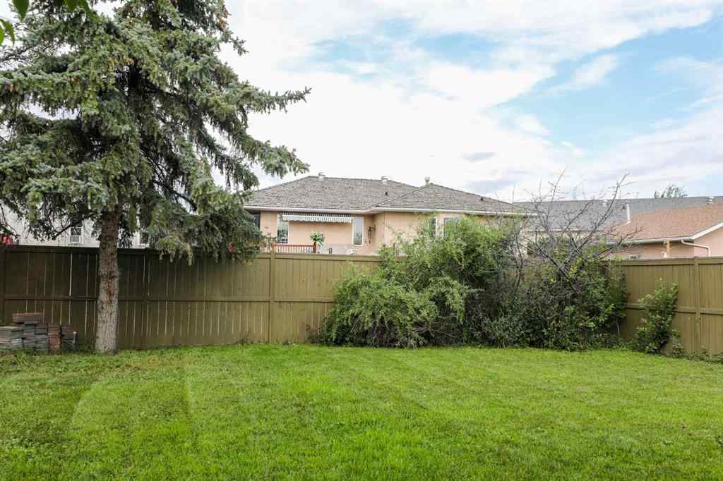 MLS® A2245424 - 72 Broadway  S in NONE Raymond, Residential