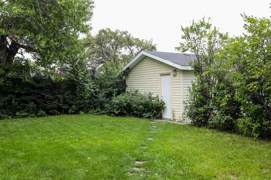 MLS® A2245424 - 72 Broadway  S in NONE Raymond, Residential