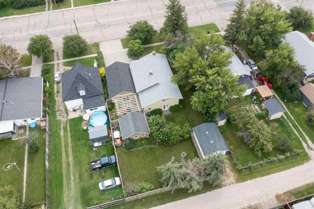 MLS® A2245424 - 72 Broadway  S in NONE Raymond, Residential