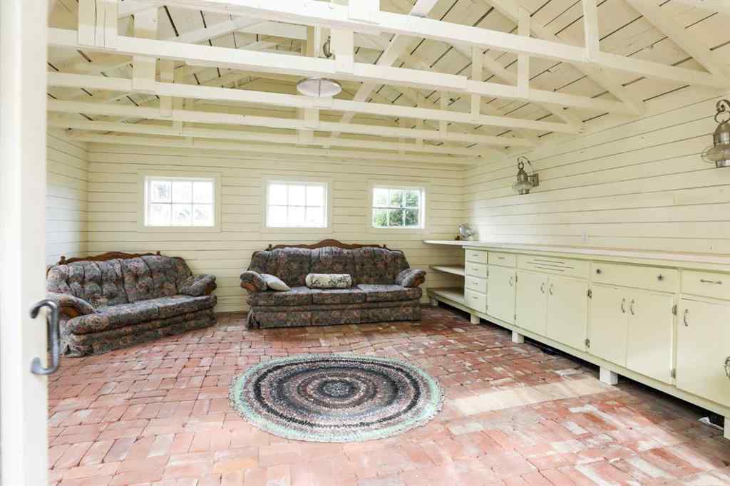MLS® A2245424 - 72 Broadway  S in NONE Raymond, Residential
