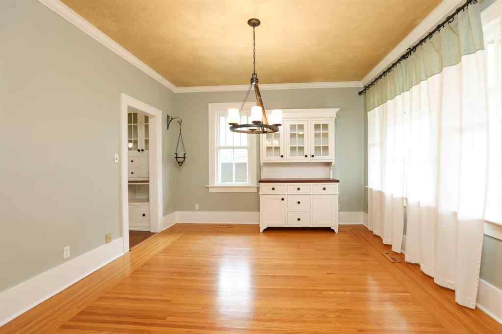 MLS® A2245424 - 72 Broadway  S in NONE Raymond, Residential