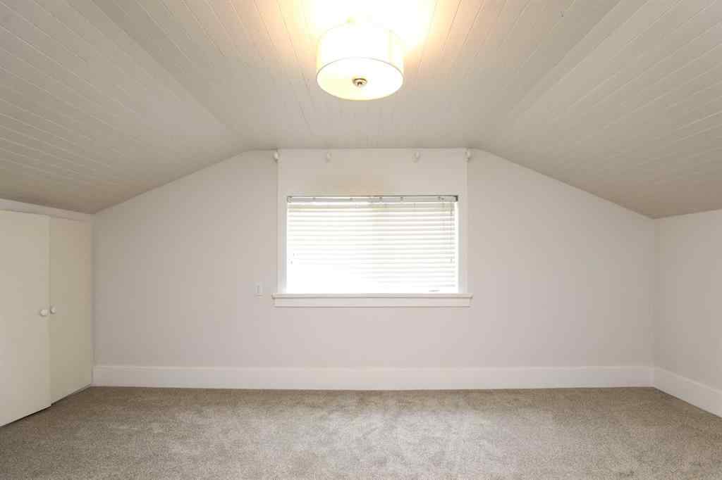 MLS® A2245424 - 72 Broadway  S in NONE Raymond, Residential