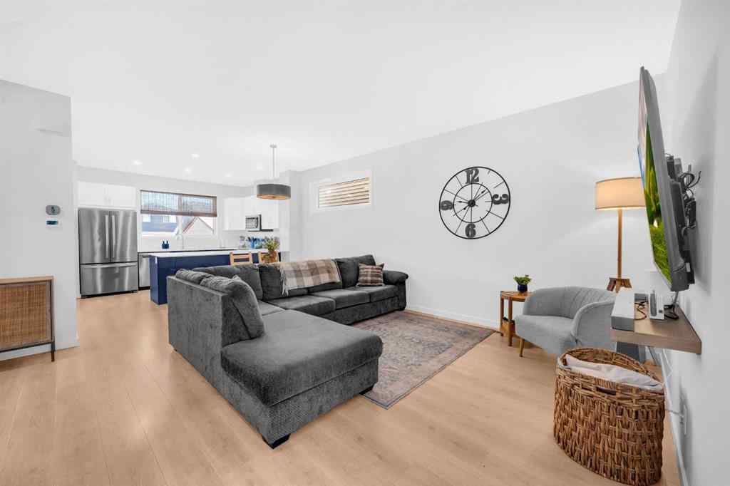 MLS® A2245427 - 18 Wolf Creek Rise SE in Wolf Willow Calgary, Residential