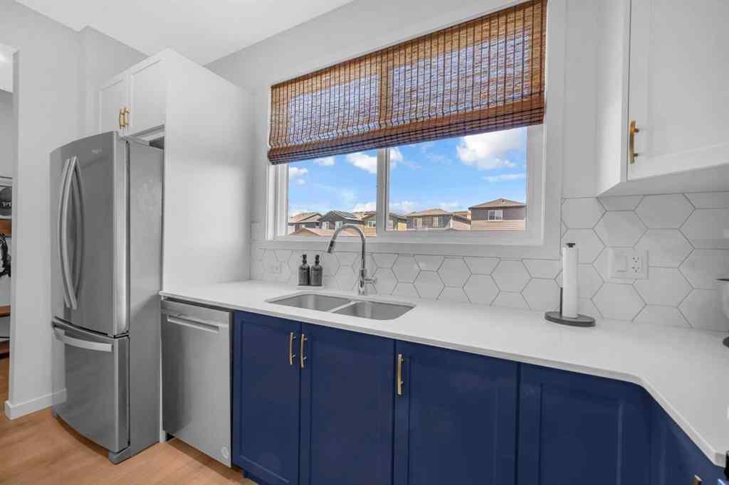 MLS® A2245427 - 18 Wolf Creek Rise SE in Wolf Willow Calgary, Residential