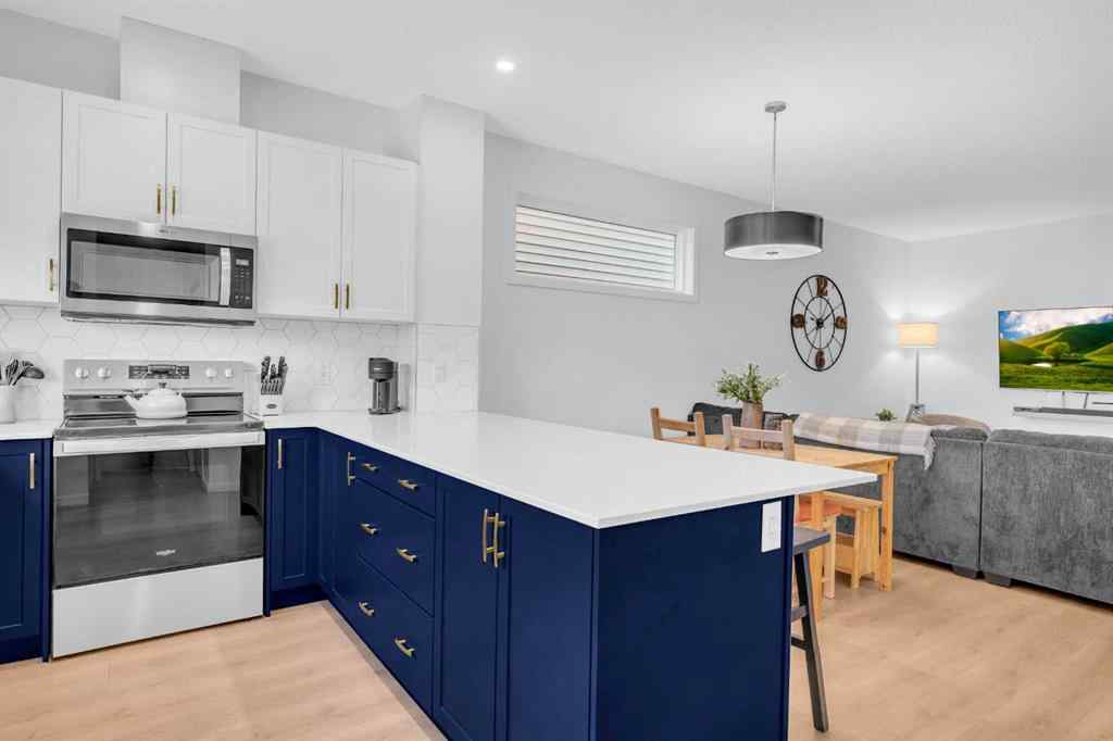 MLS® A2245427 - 18 Wolf Creek Rise SE in Wolf Willow Calgary, Residential