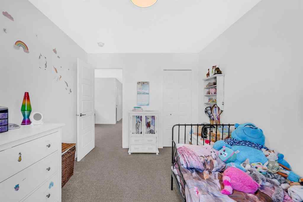MLS® A2245427 - 18 Wolf Creek Rise SE in Wolf Willow Calgary, Residential
