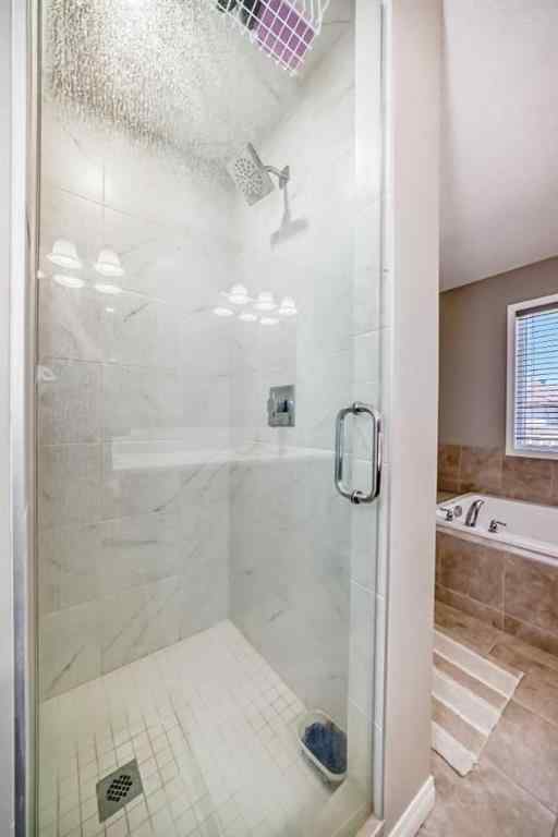 MLS® A2245432 - 48 Yorkville Avenue SW in Yorkville Calgary, Residential