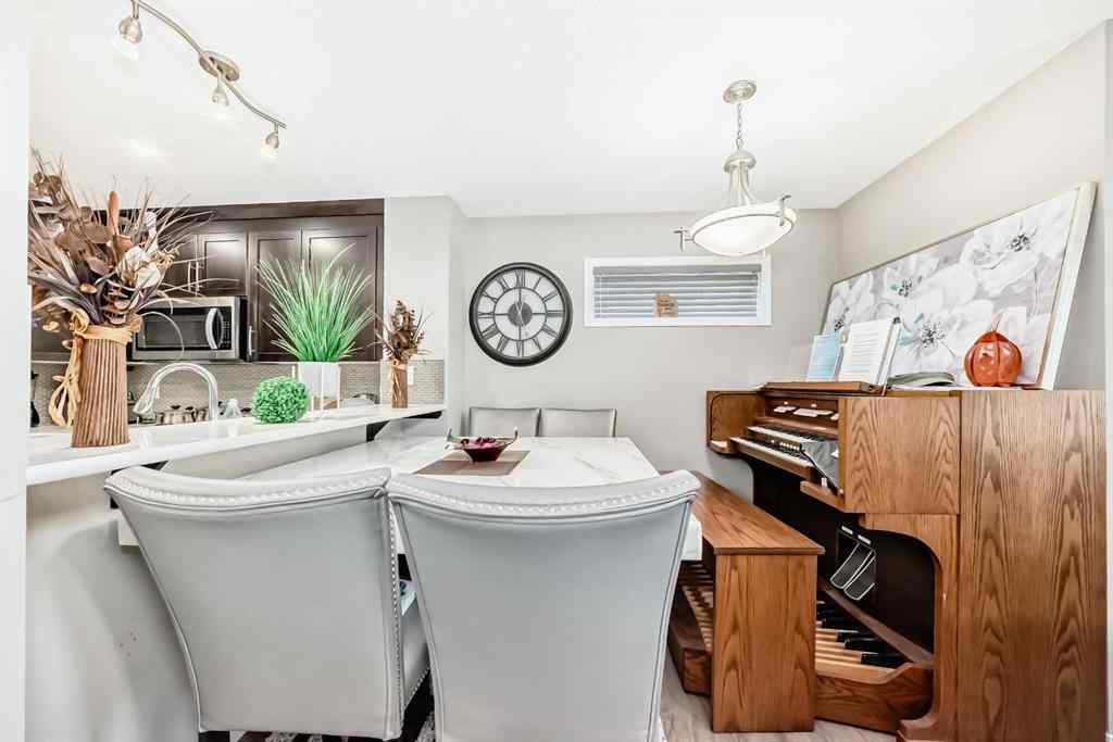 MLS® A2245432 - 48 Yorkville Avenue SW in Yorkville Calgary, Residential