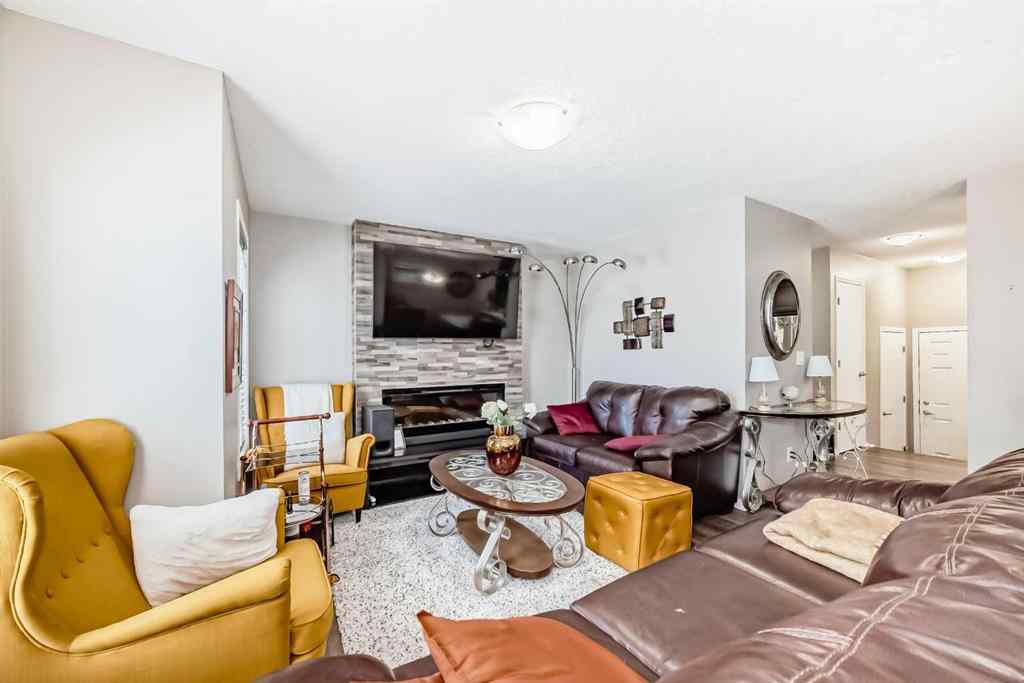 MLS® A2245432 - 48 Yorkville Avenue SW in Yorkville Calgary, Residential